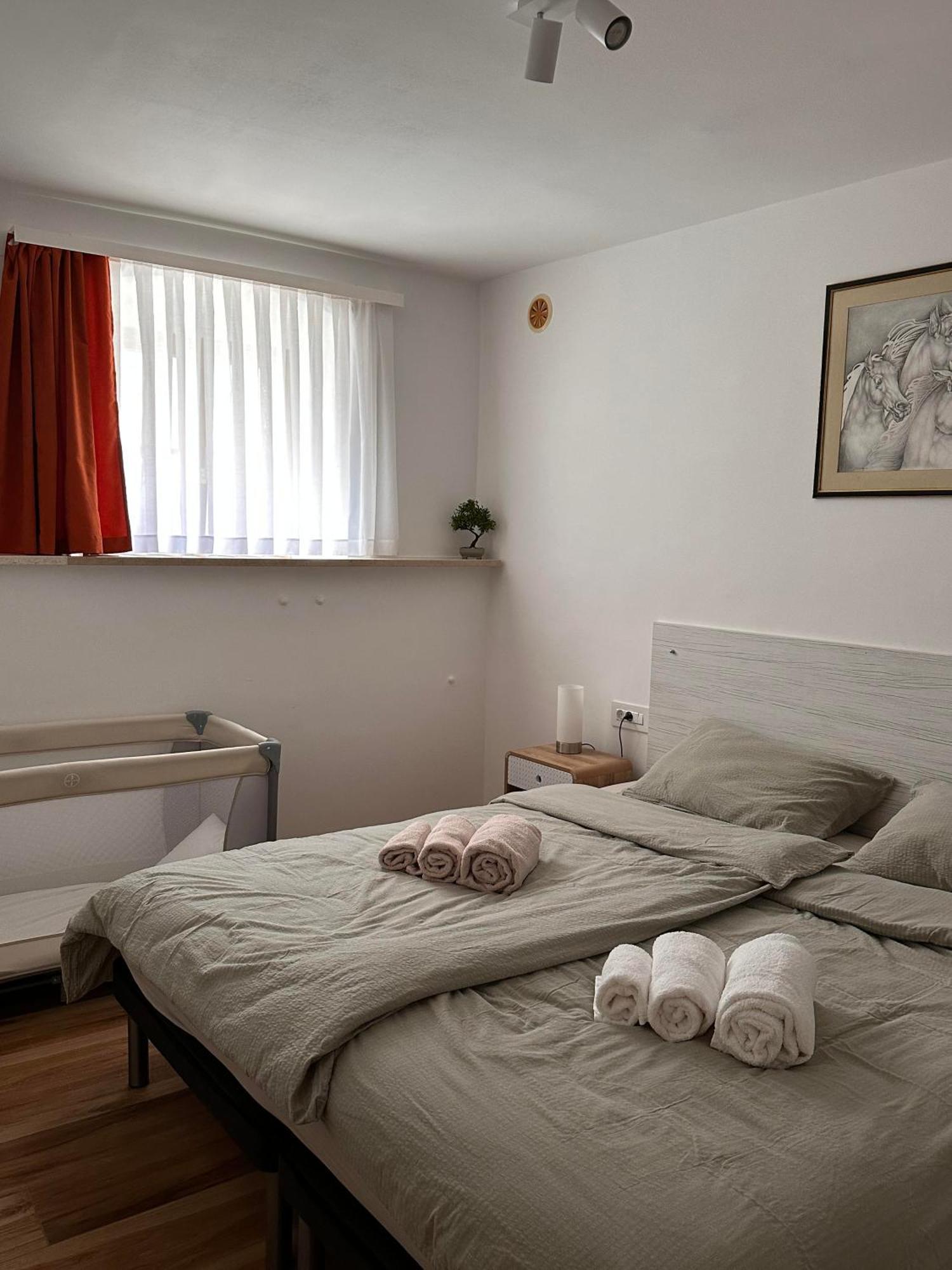 Lux Apartments In Downtown Pola Esterno foto